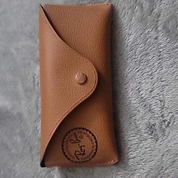 Ray-Ban RB3016 Clubmaster Black Polarized Sunglasses With Case - Picture 7 of 9